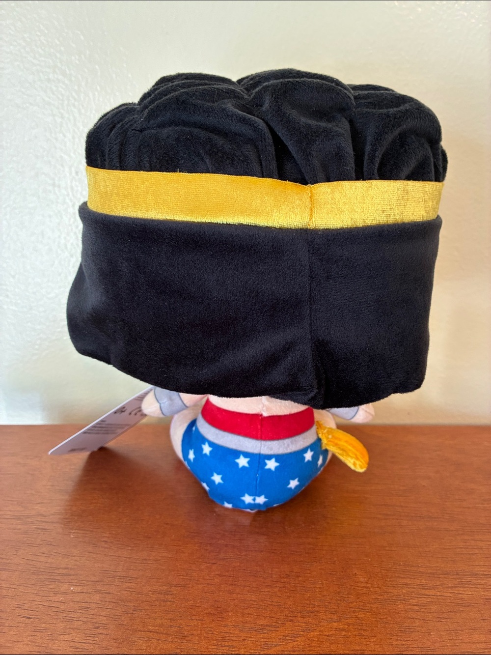 Funko Pop! Wonder Woman 80th Anniversary Plushie - Picture 3 of 9